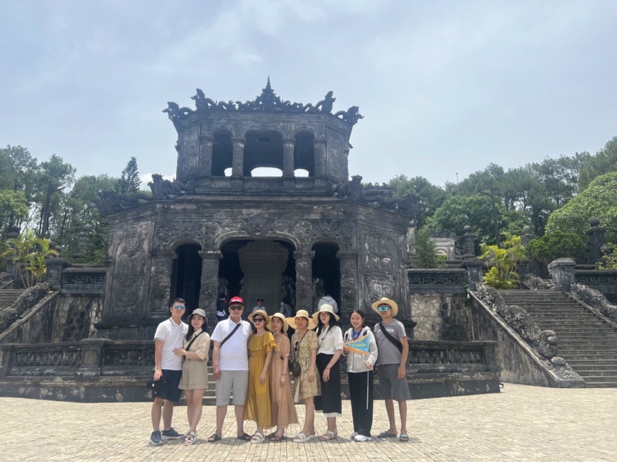 Tour Huế 1 ngày từ Đà Nẵng chỉ với giá 680k năm 2025