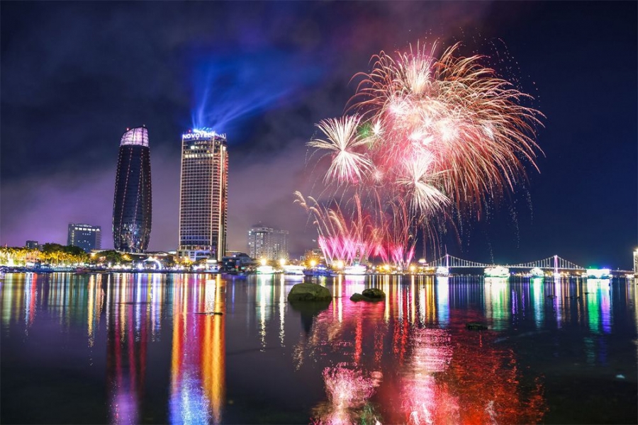 Tour Pháo hoa Đà Nẵng 3 ngày 2 đêm 2025